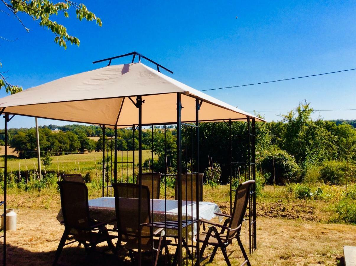 Les Outres Villa Chabrac Dış mekan fotoğraf